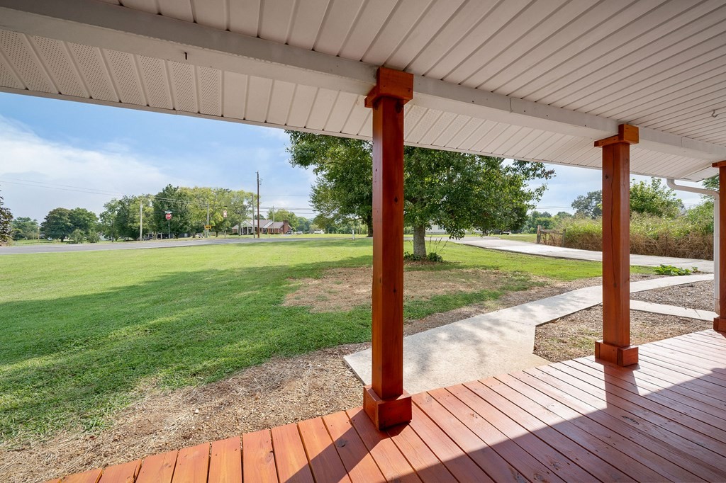 1462 Franks Ferry Road Sparta TN 38583