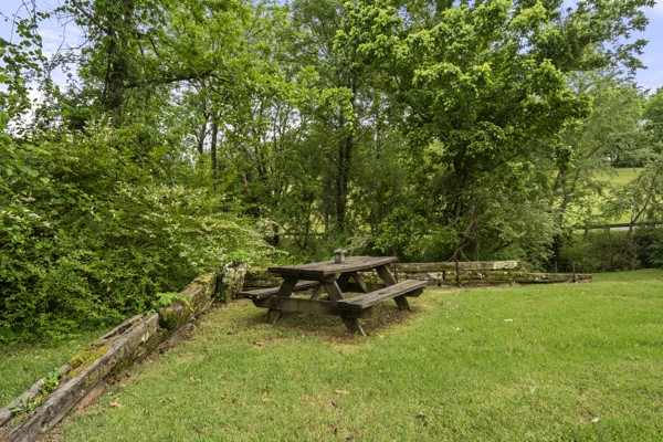 134 Murphree Avenue Centerville TN 37033
