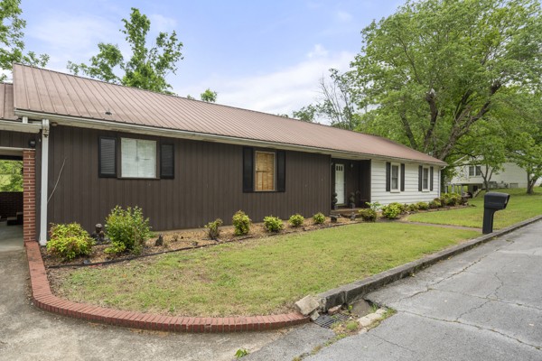 134 Murphree Avenue Centerville TN 37033