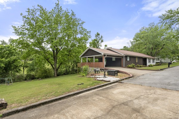 134 Murphree Avenue Centerville TN 37033
