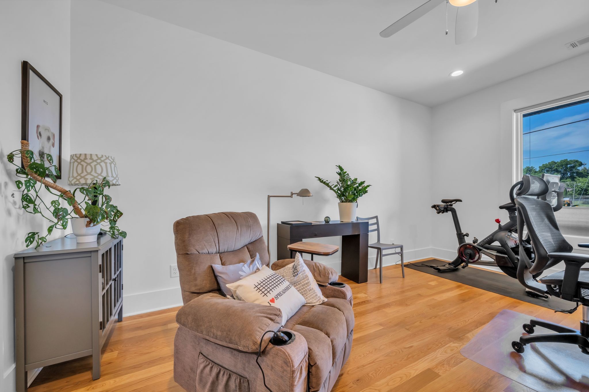 1614C 4th Ave, N Nashville TN 37208