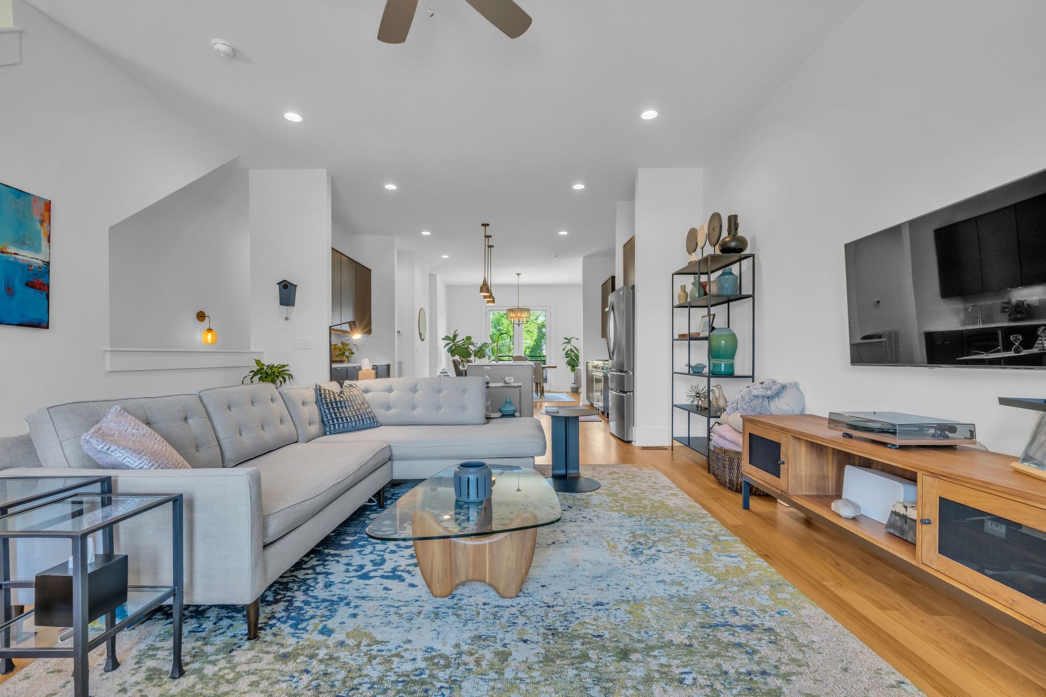 1614C 4th Ave, N Nashville TN 37208