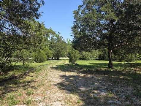142 N Lakeview Drive Lebanon TN 37087
