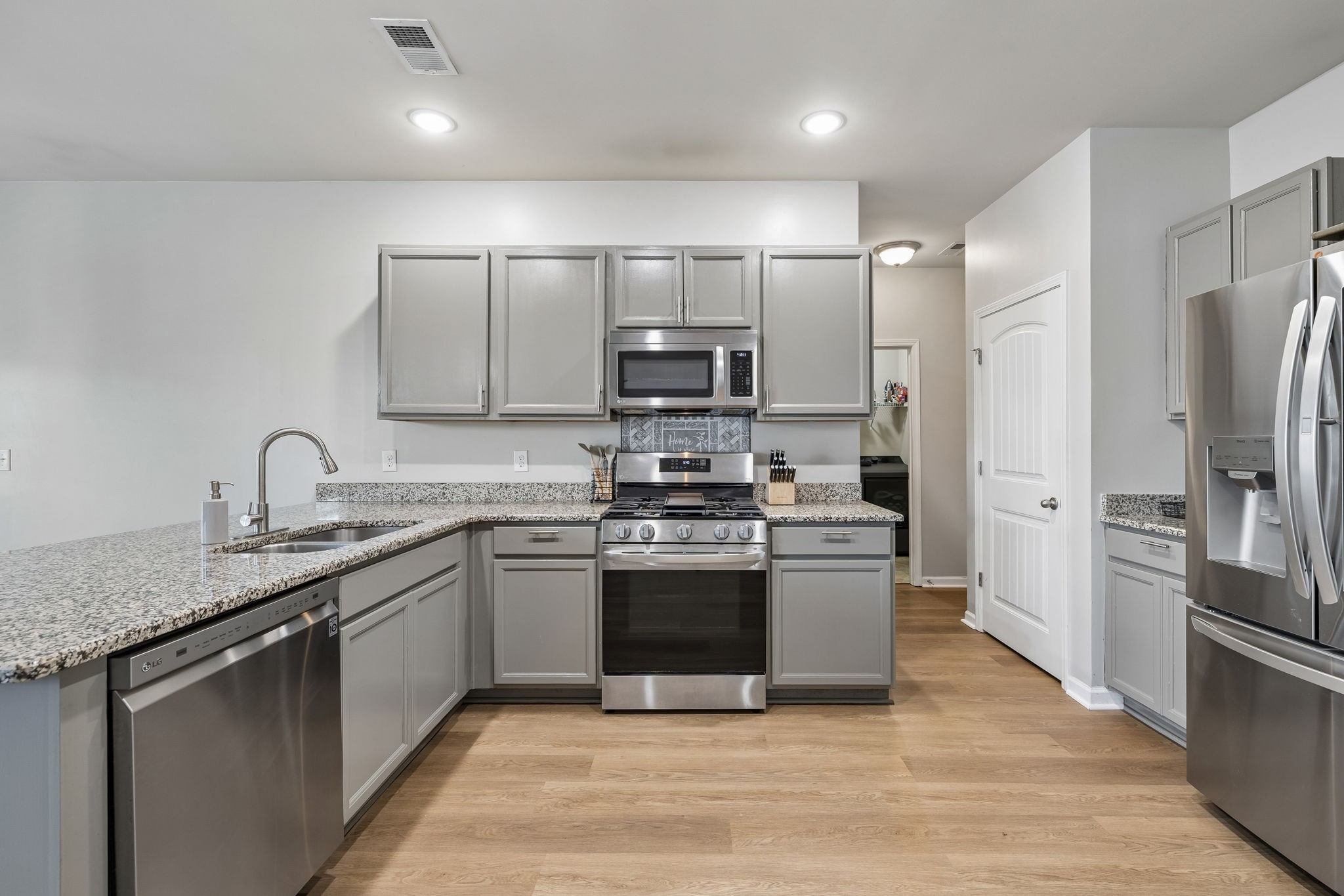 668 Prominence Road Columbia TN 38401