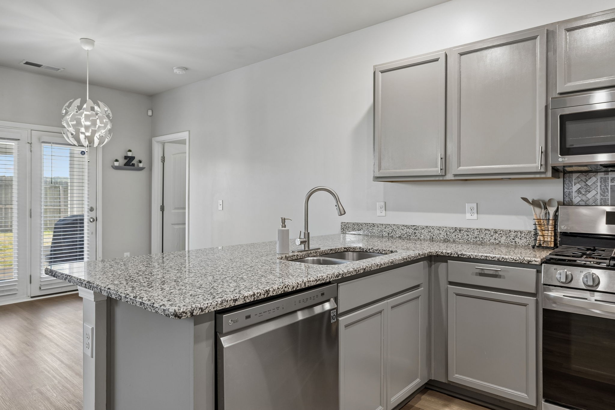 668 Prominence Road Columbia TN 38401
