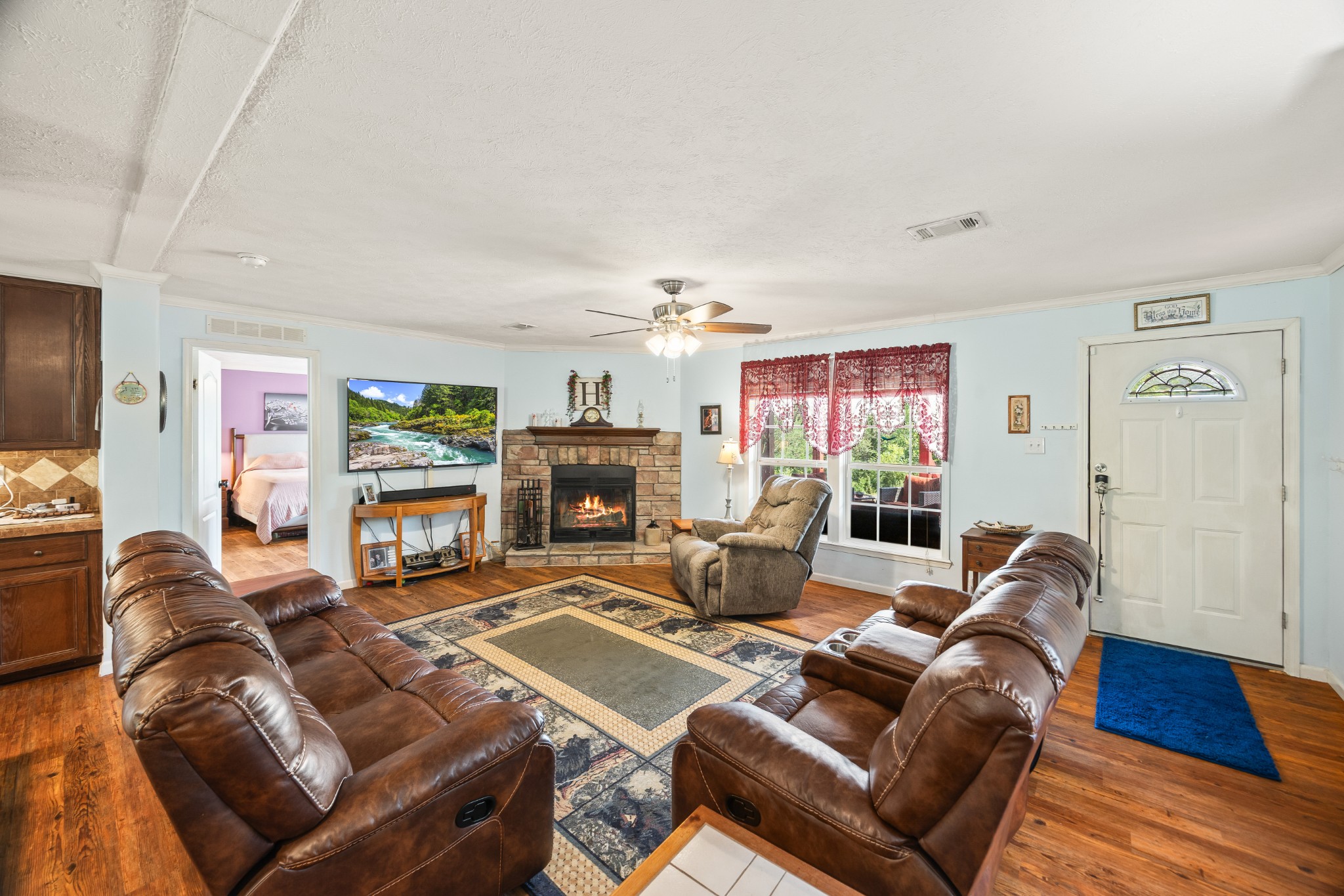 142 Tobe Lane Celina TN 38551
