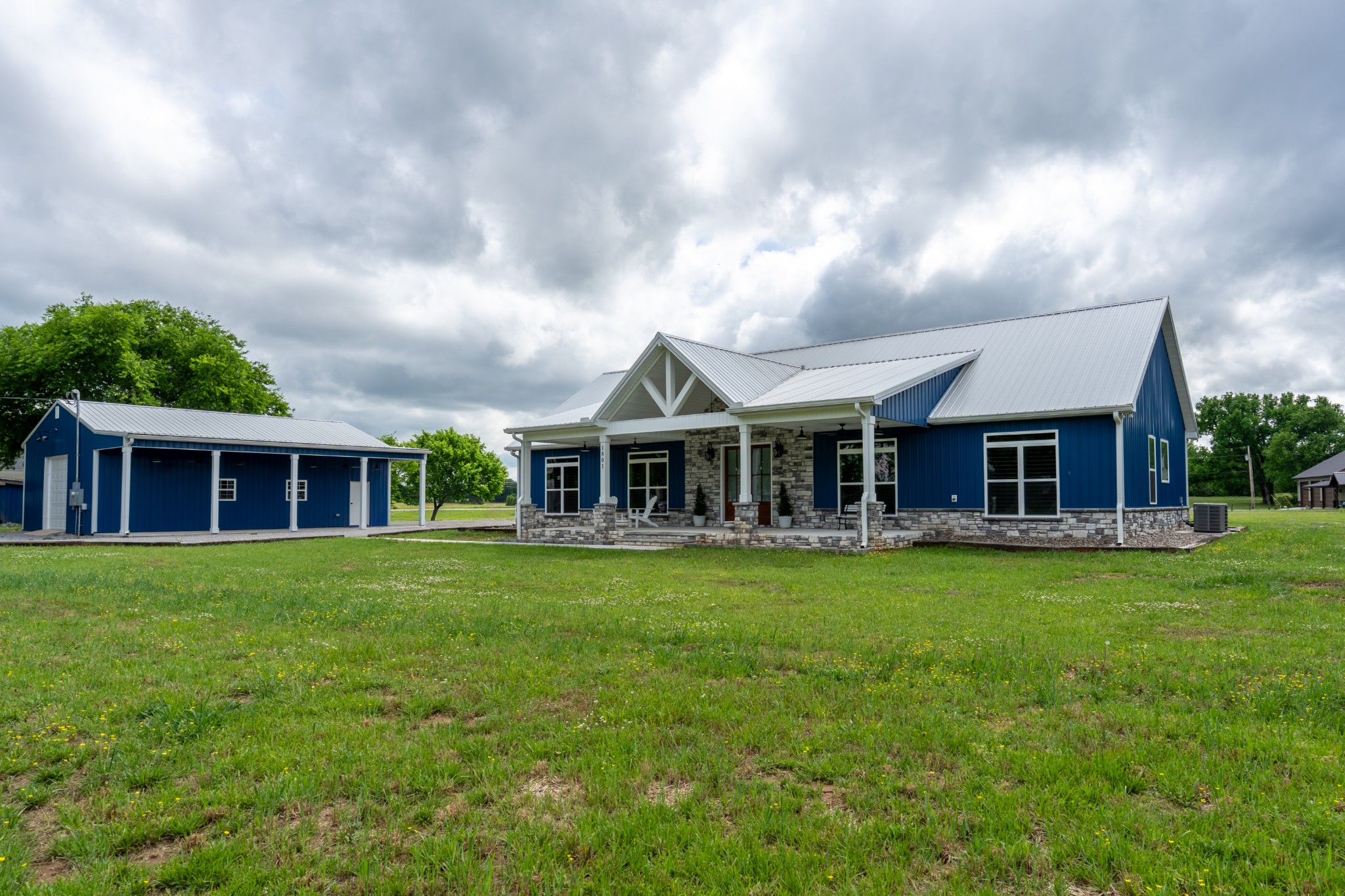 1801 Twin Caves Drive Lewisburg TN 37091