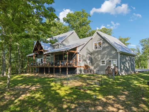1606 Nosegay Road White Bluff TN 37187