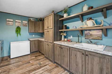 595 Days Road Lafayette TN 37083
