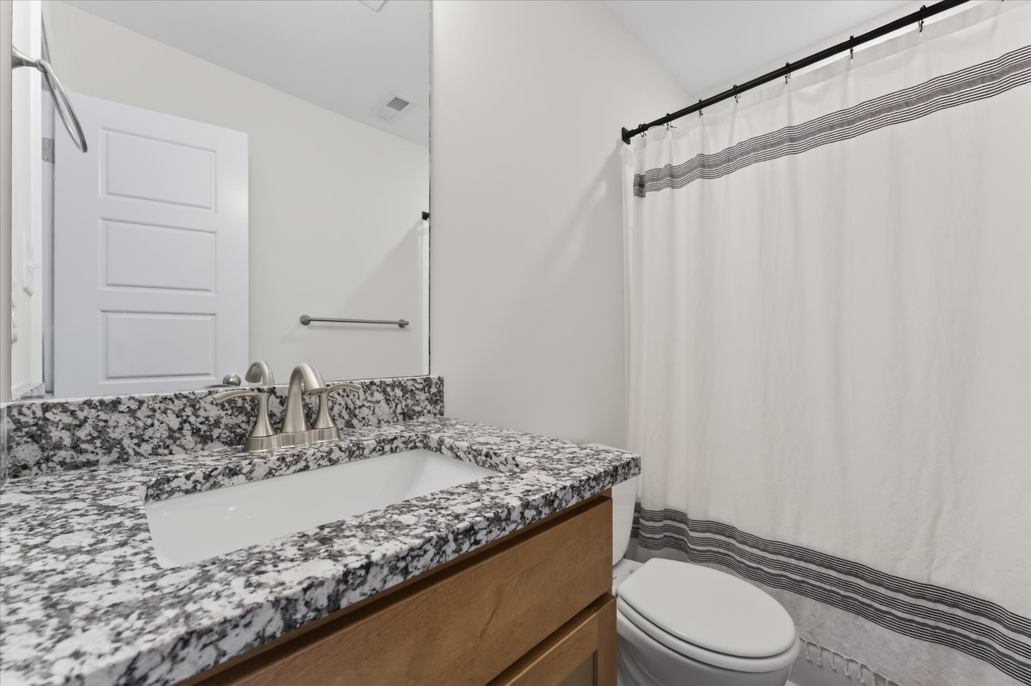 140 Quarry Point Drive Clarksville TN 37043