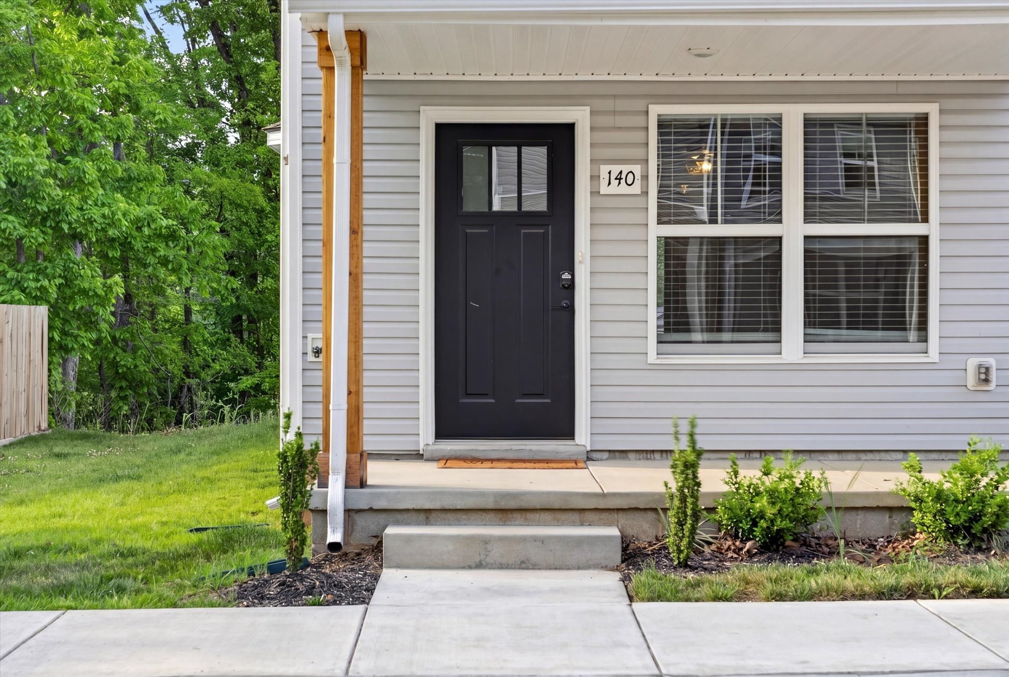 140 Quarry Point Drive Clarksville TN 37043
