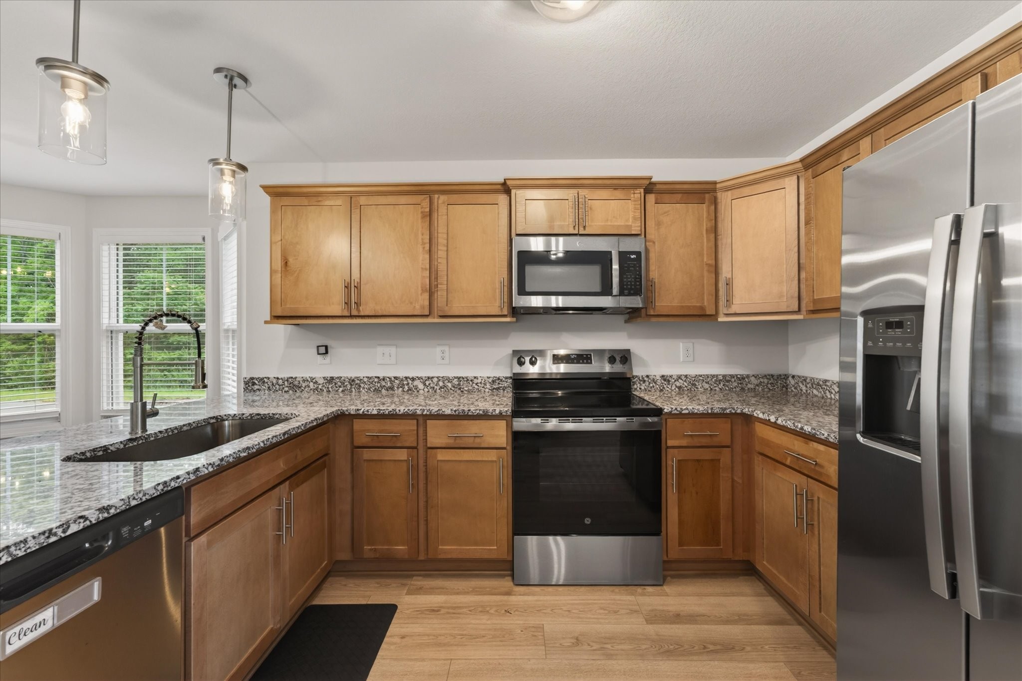 140 Quarry Point Drive Clarksville TN 37043