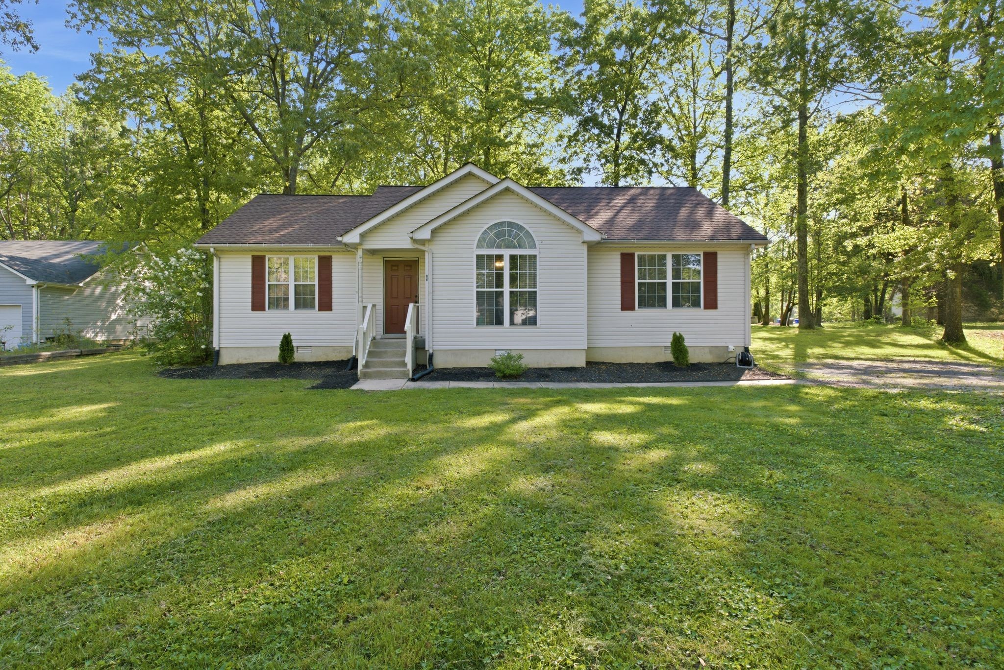 104 Forrest Lane White House TN 37188