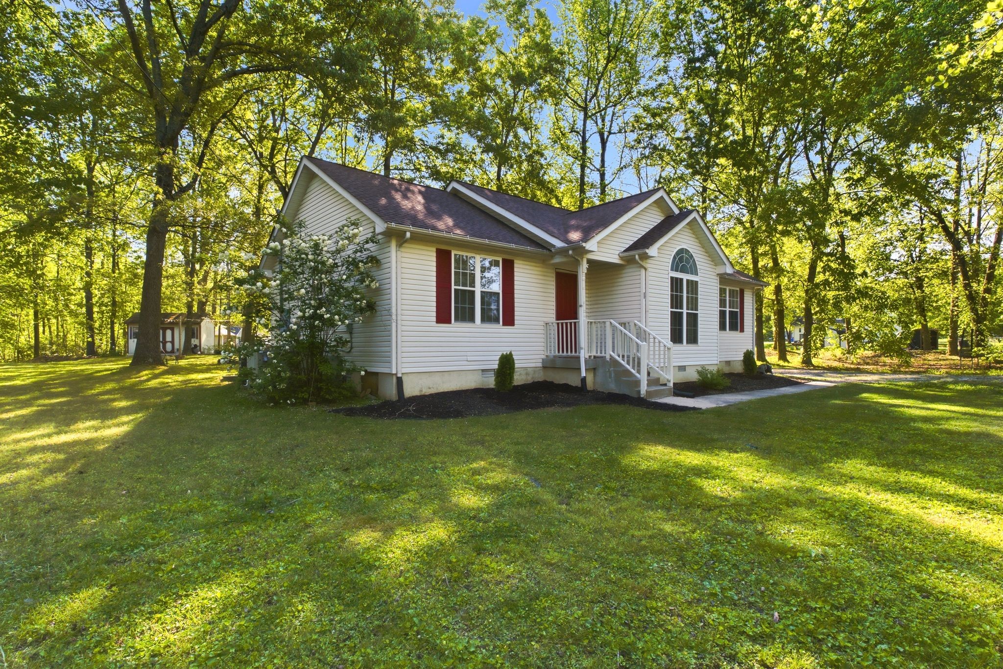 104 Forrest Lane White House TN 37188