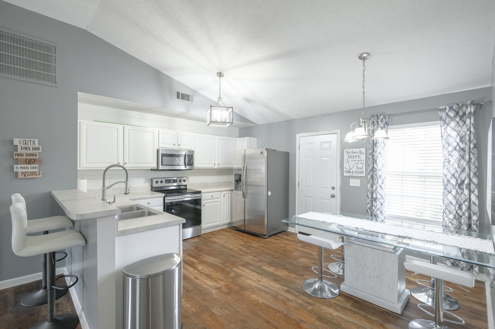 1512 Holden Court Murfreesboro TN 37128