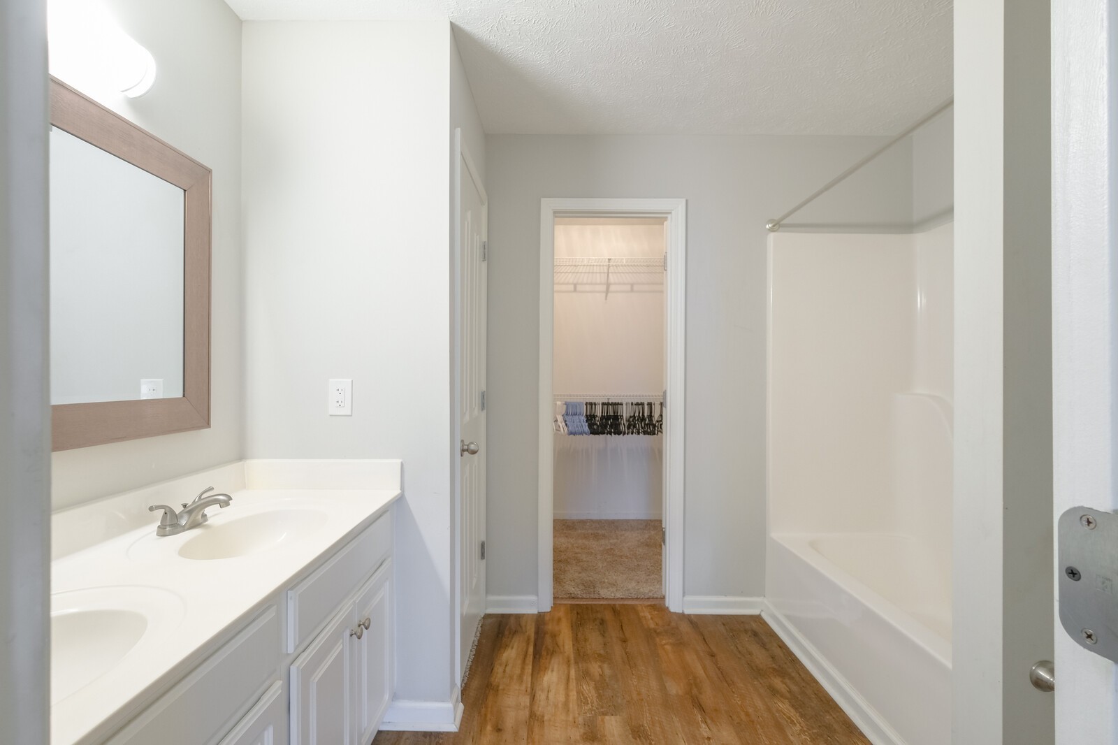 1512 Holden Court Murfreesboro TN 37128