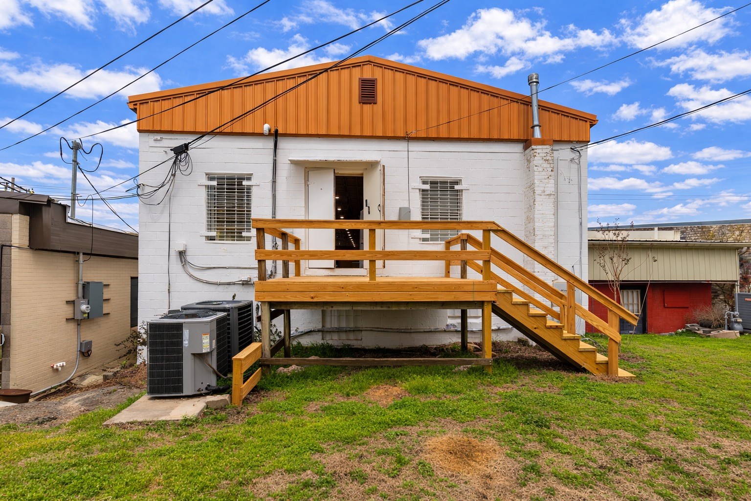 221 W Main Street Woodbury TN 37190