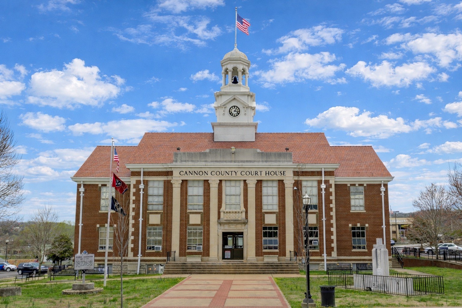 221 W Main Street Woodbury TN 37190