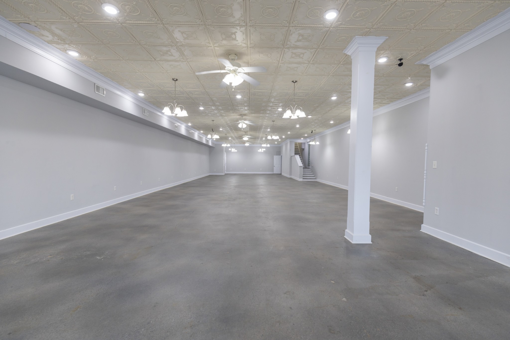 221 W Main Street Woodbury TN 37190