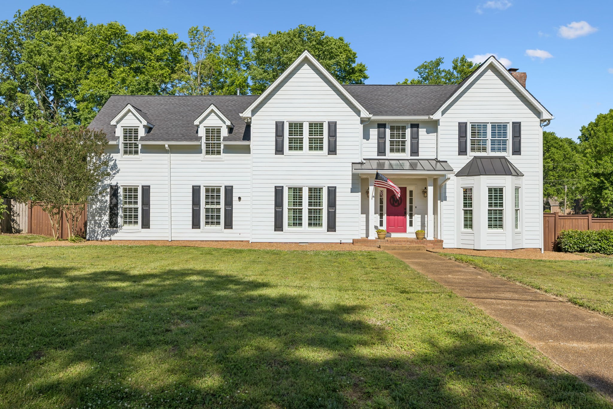 100 Deerfield Drive Columbia TN 38401