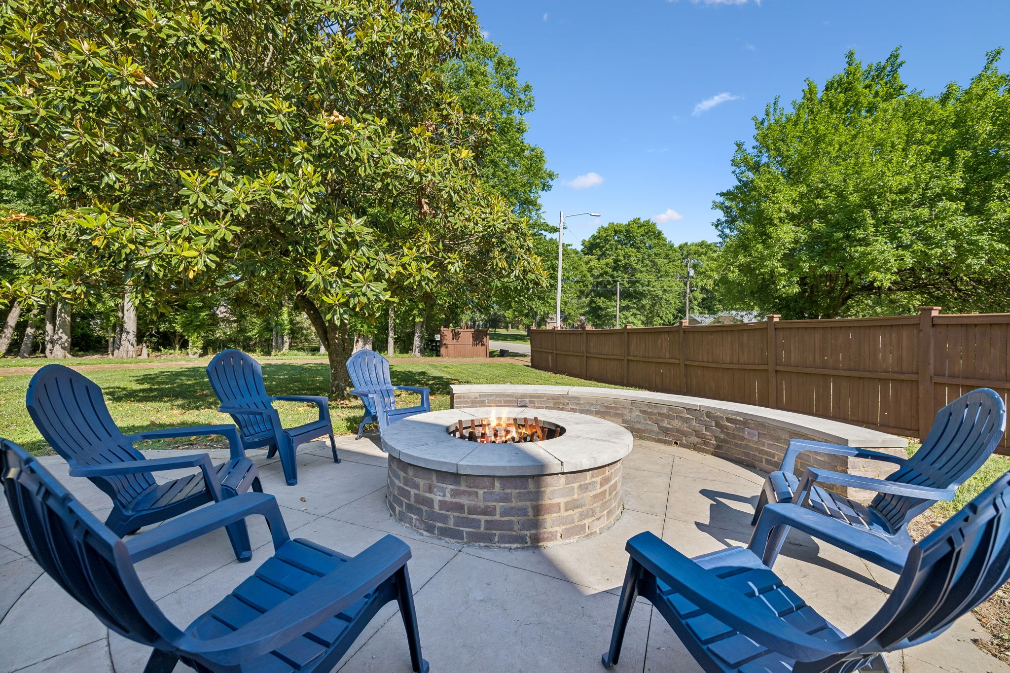 100 Deerfield Drive Columbia TN 38401