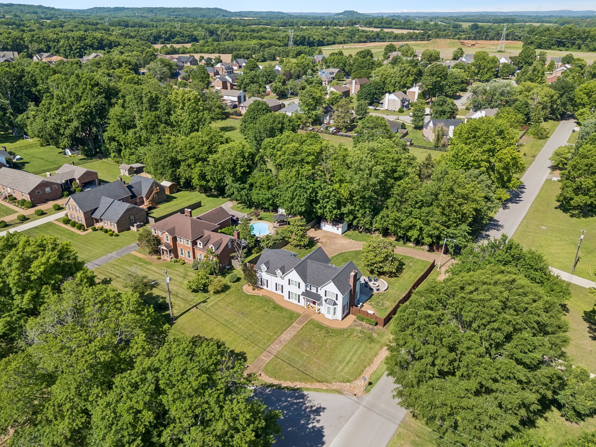 100 Deerfield Drive Columbia TN 38401