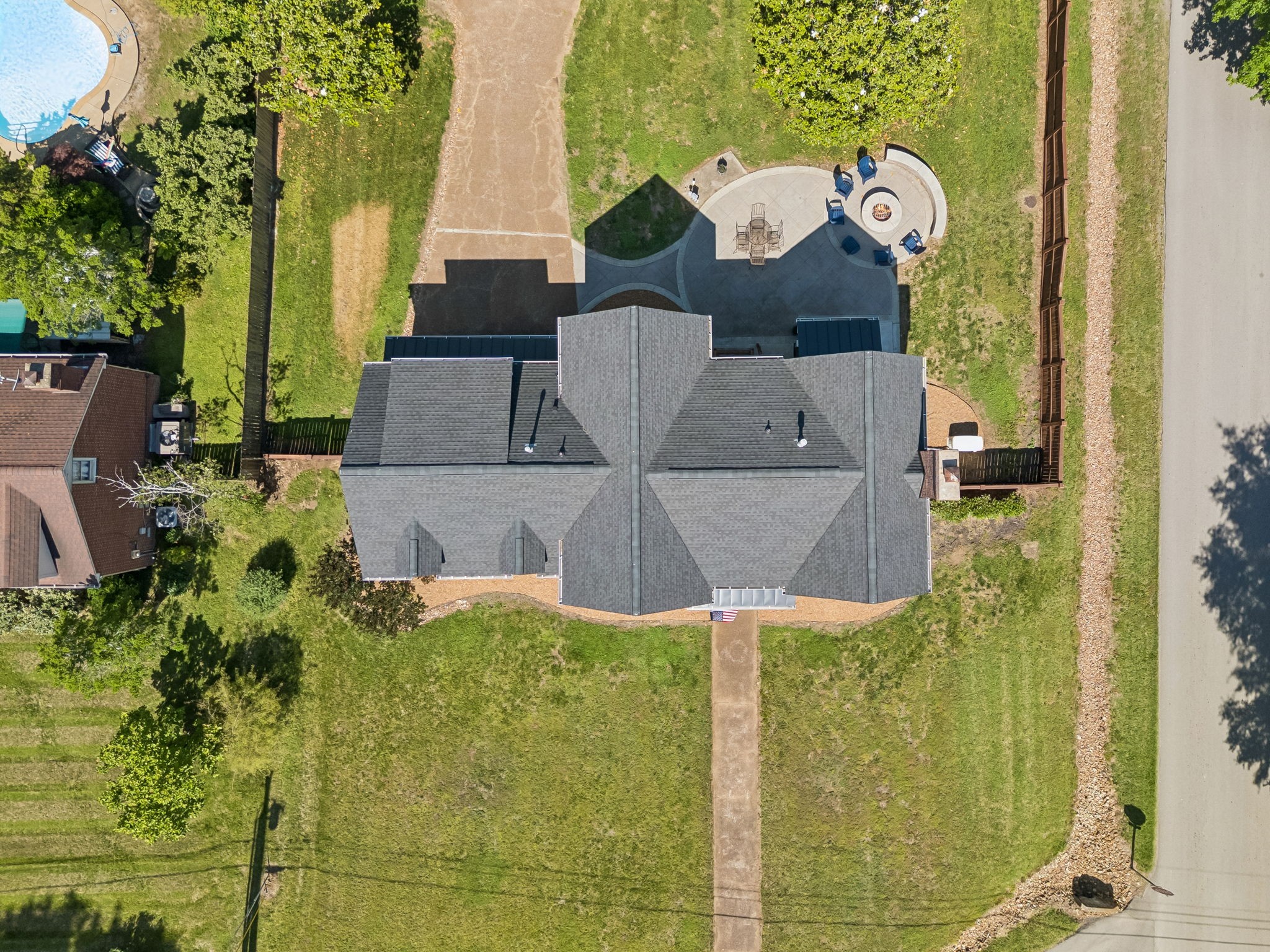 100 Deerfield Drive Columbia TN 38401