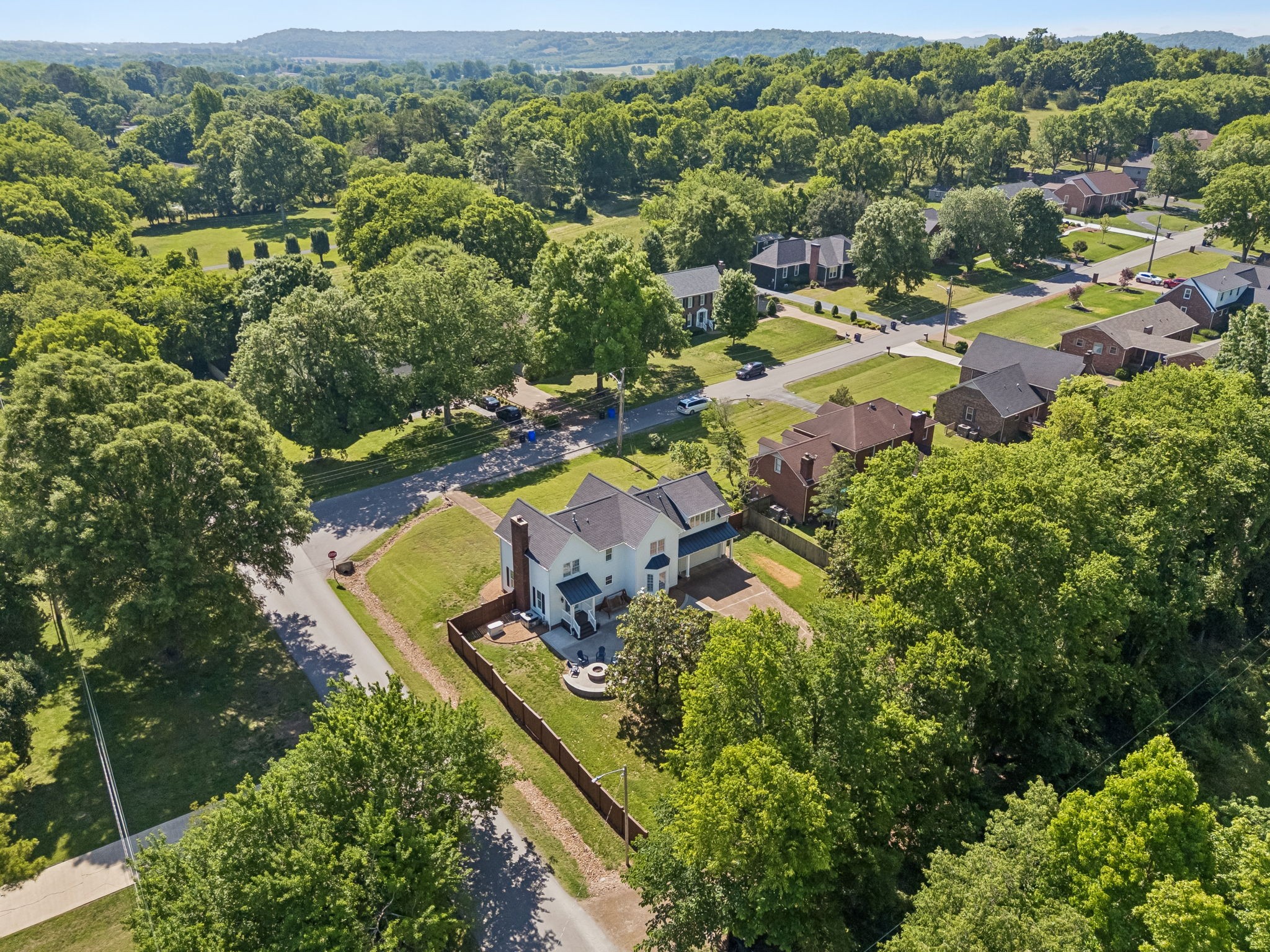 100 Deerfield Drive Columbia TN 38401