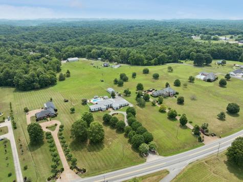 5932 Clarksville Pike Joelton TN 37080