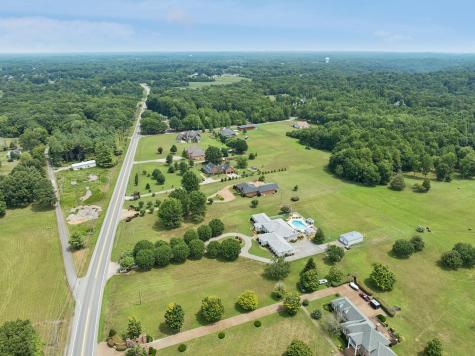 5932 Clarksville Pike Joelton TN 37080