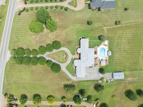 5932 Clarksville Pike Joelton TN 37080