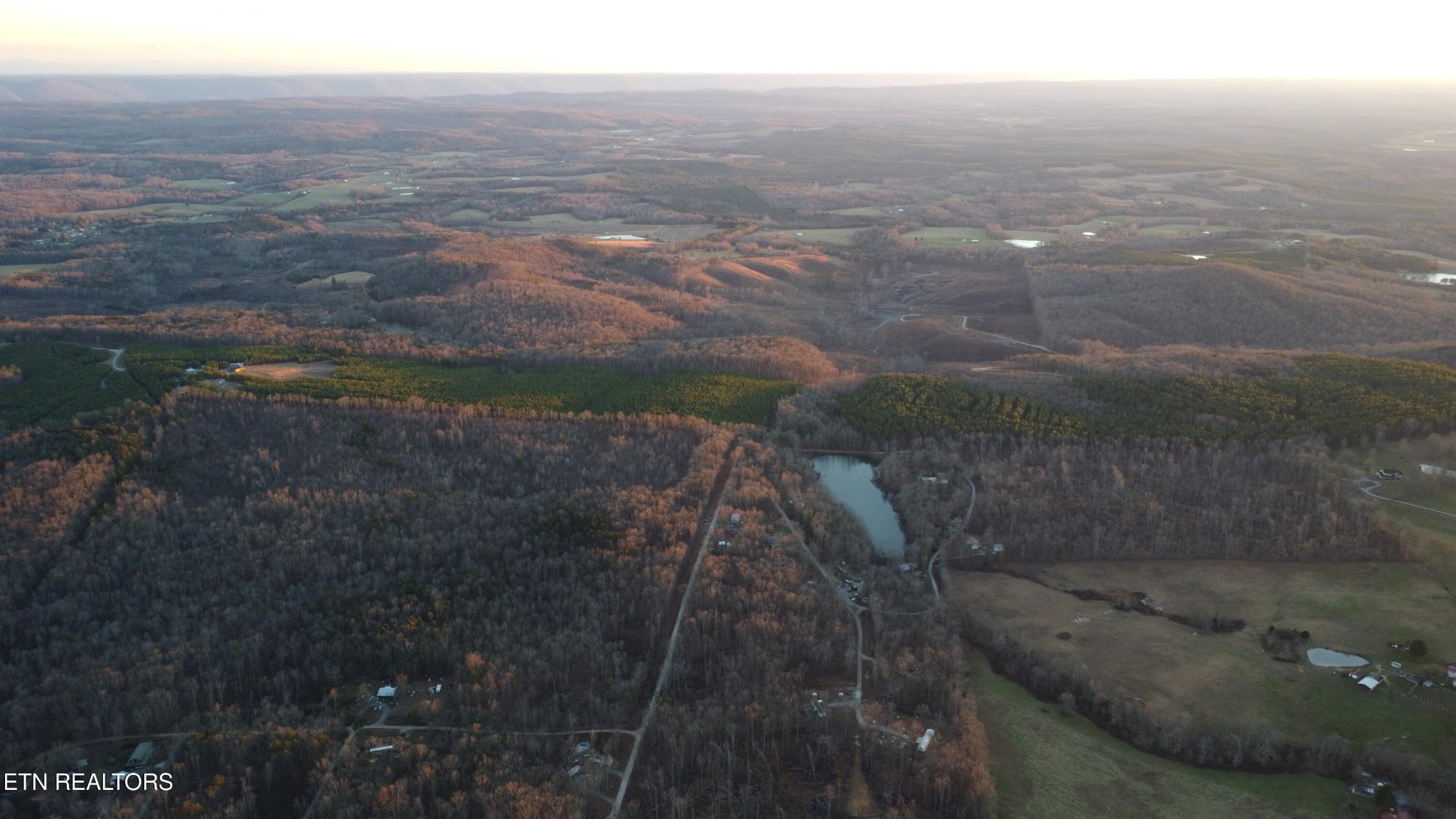 22 Diane Circle Crossville TN 38572