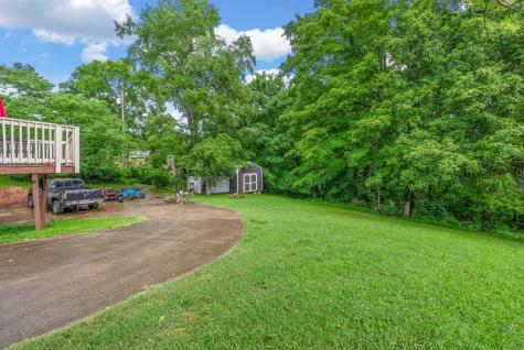 305 Barry Drive Clarksville TN 37040