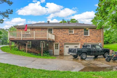 305 Barry Drive Clarksville TN 37040