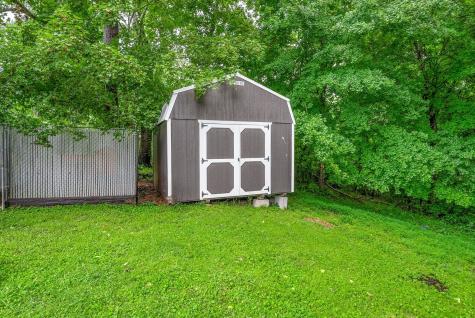 305 Barry Drive Clarksville TN 37040