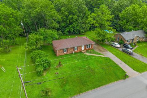 305 Barry Drive Clarksville TN 37040