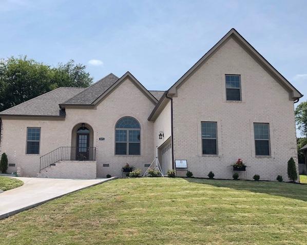 3271 Mecklenburg Drive (Lot 12) Columbia TN 38401