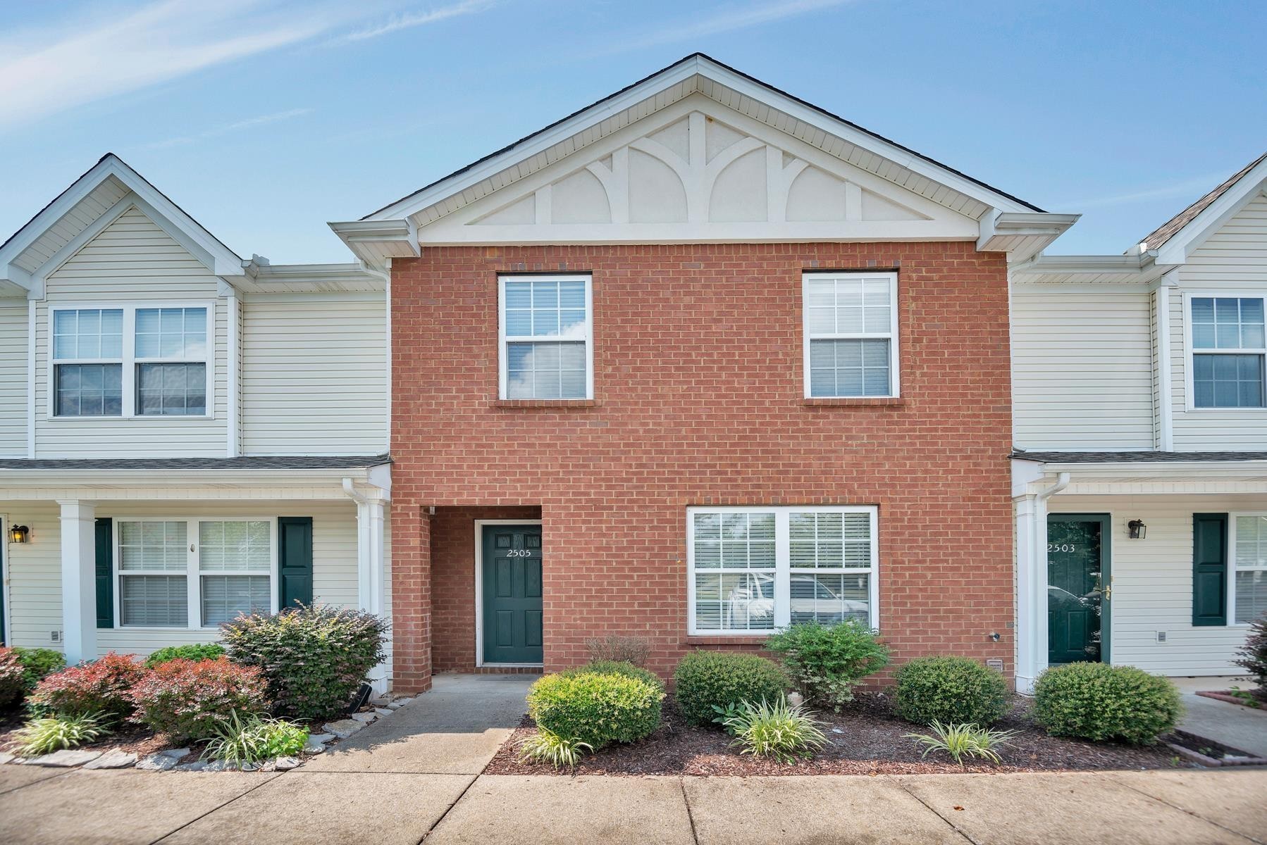 2505 Comanche Way Murfreesboro TN 37128