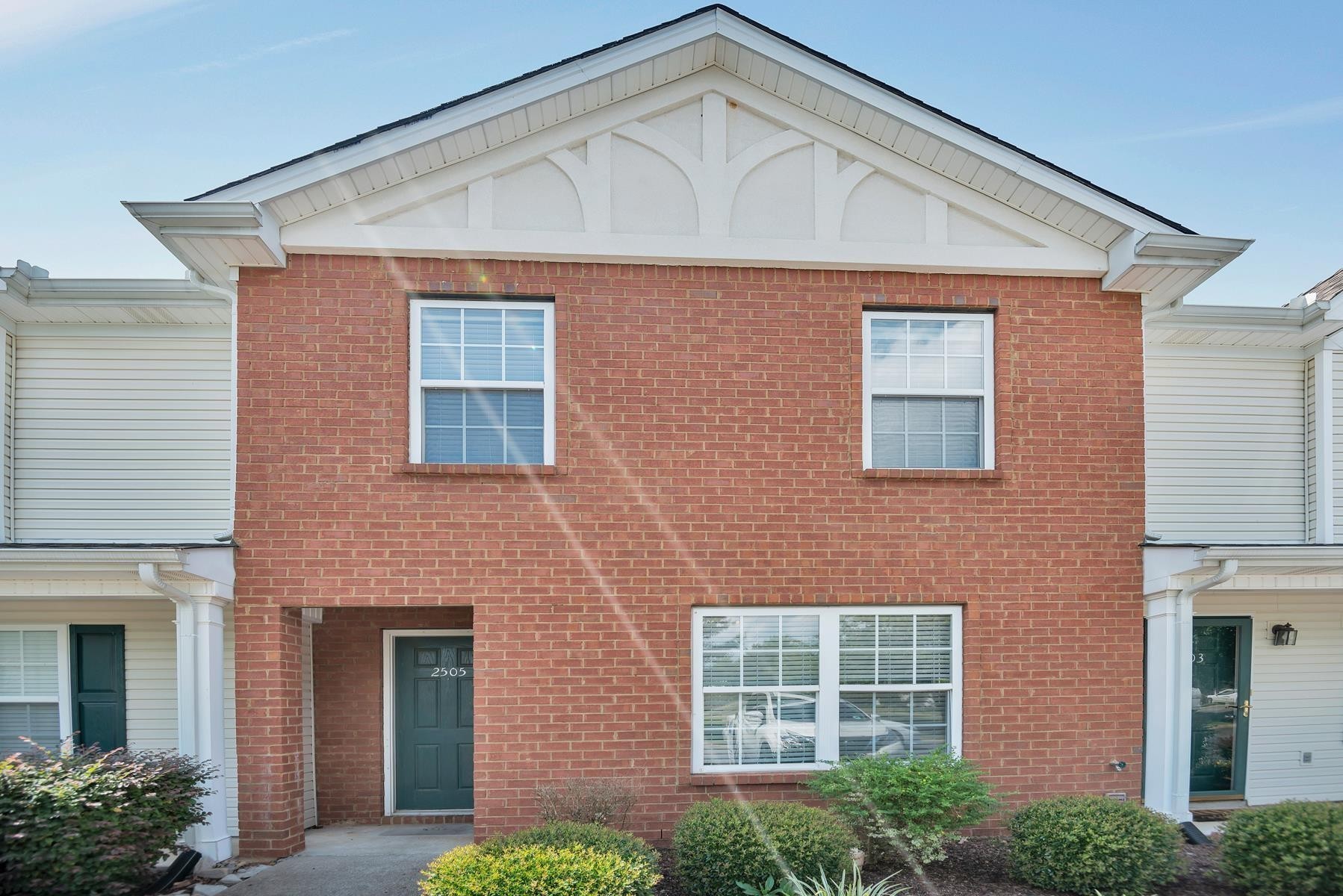 2505 Comanche Way Murfreesboro TN 37128