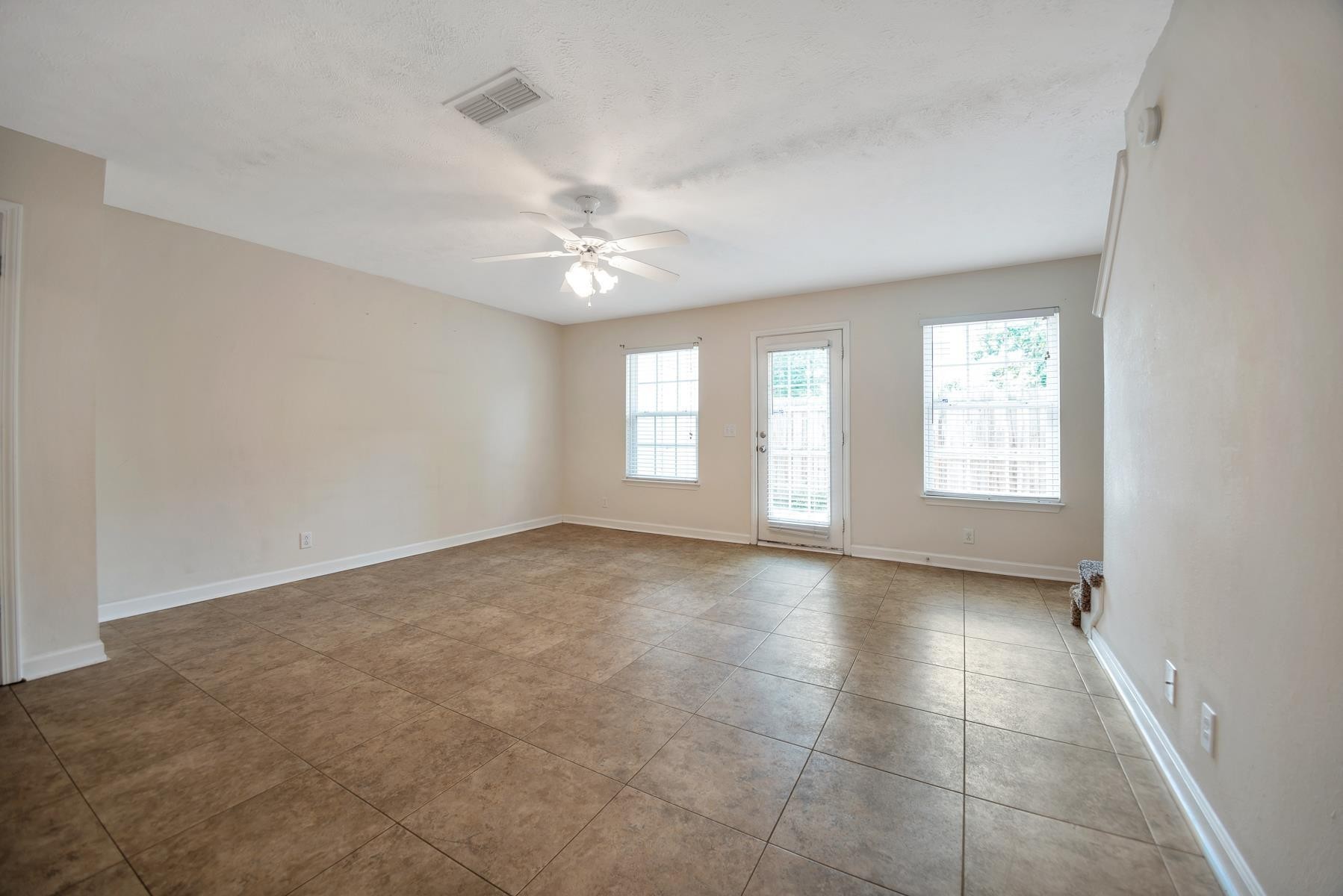2505 Comanche Way Murfreesboro TN 37128