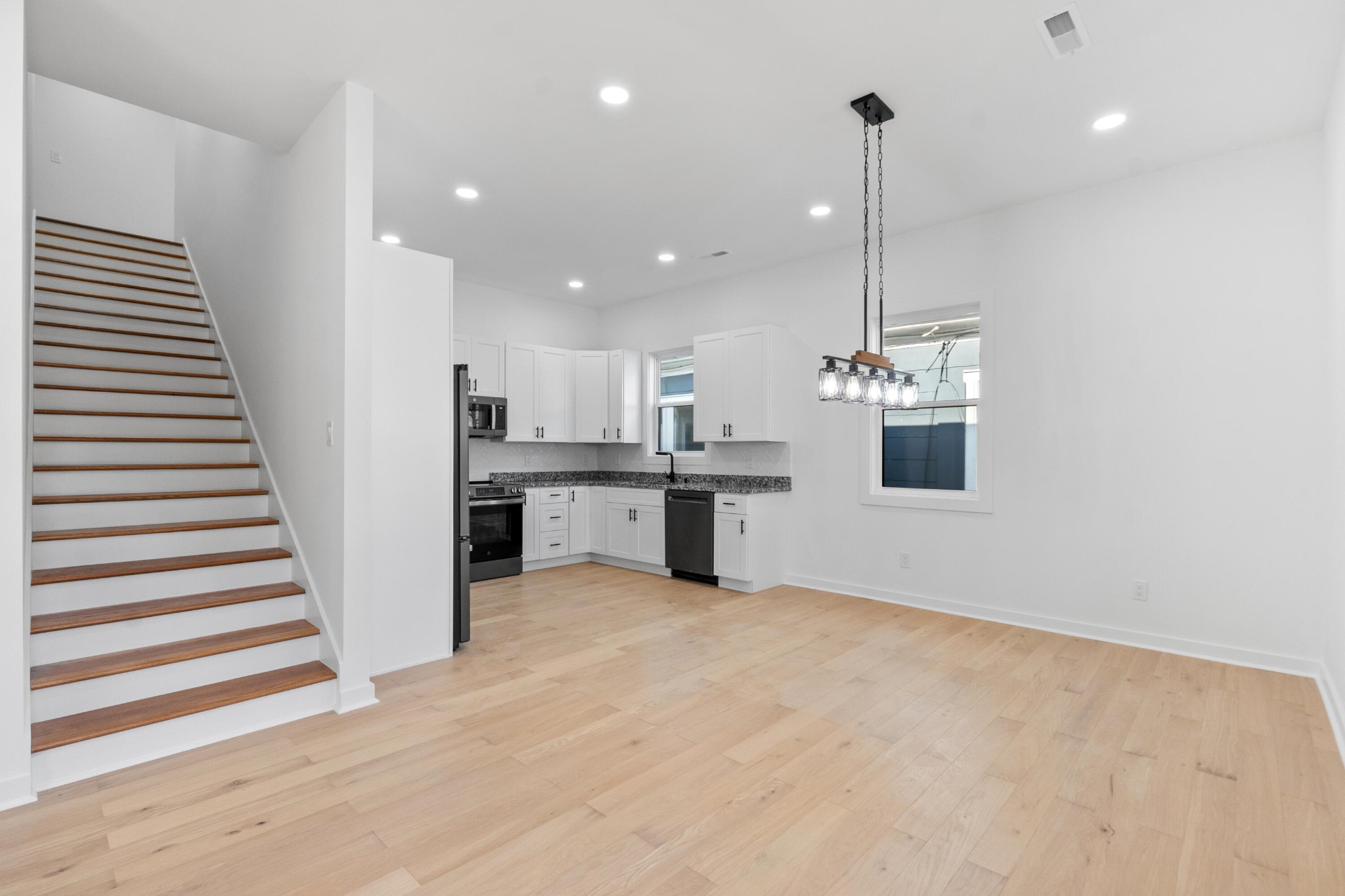2006 E 12th Street Chattanooga TN 37404