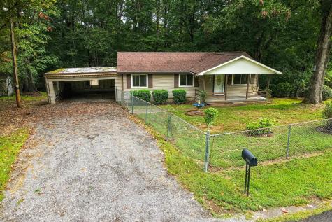1061 Northfork Dr, W Ashland City TN 37015