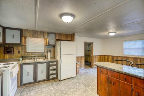 1061 Northfork Dr, W Ashland City TN 37015
