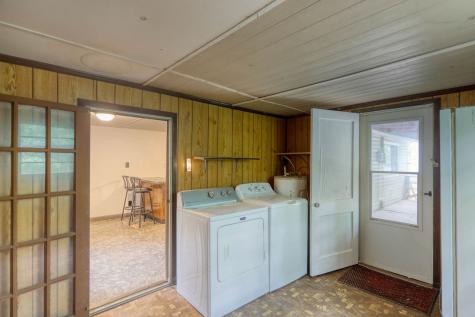 1061 Northfork Dr, W Ashland City TN 37015