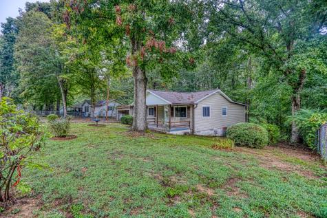1061 Northfork Dr, W Ashland City TN 37015