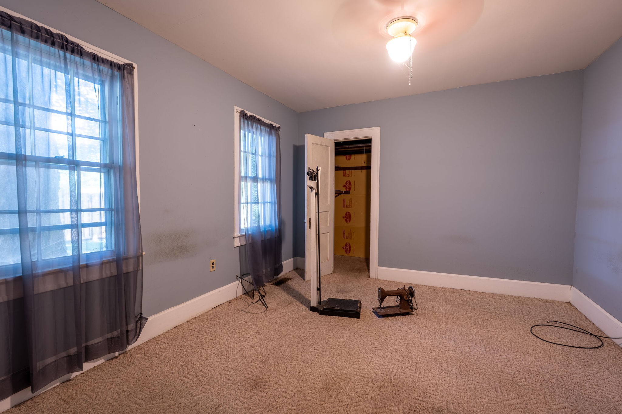 2010 W Gaines Street Lawrenceburg TN 38464