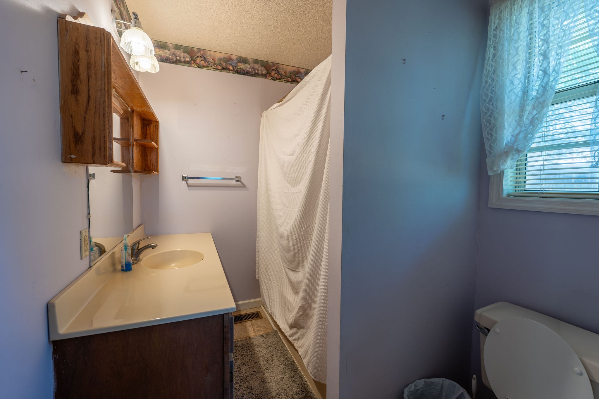 2010 W Gaines Street Lawrenceburg TN 38464