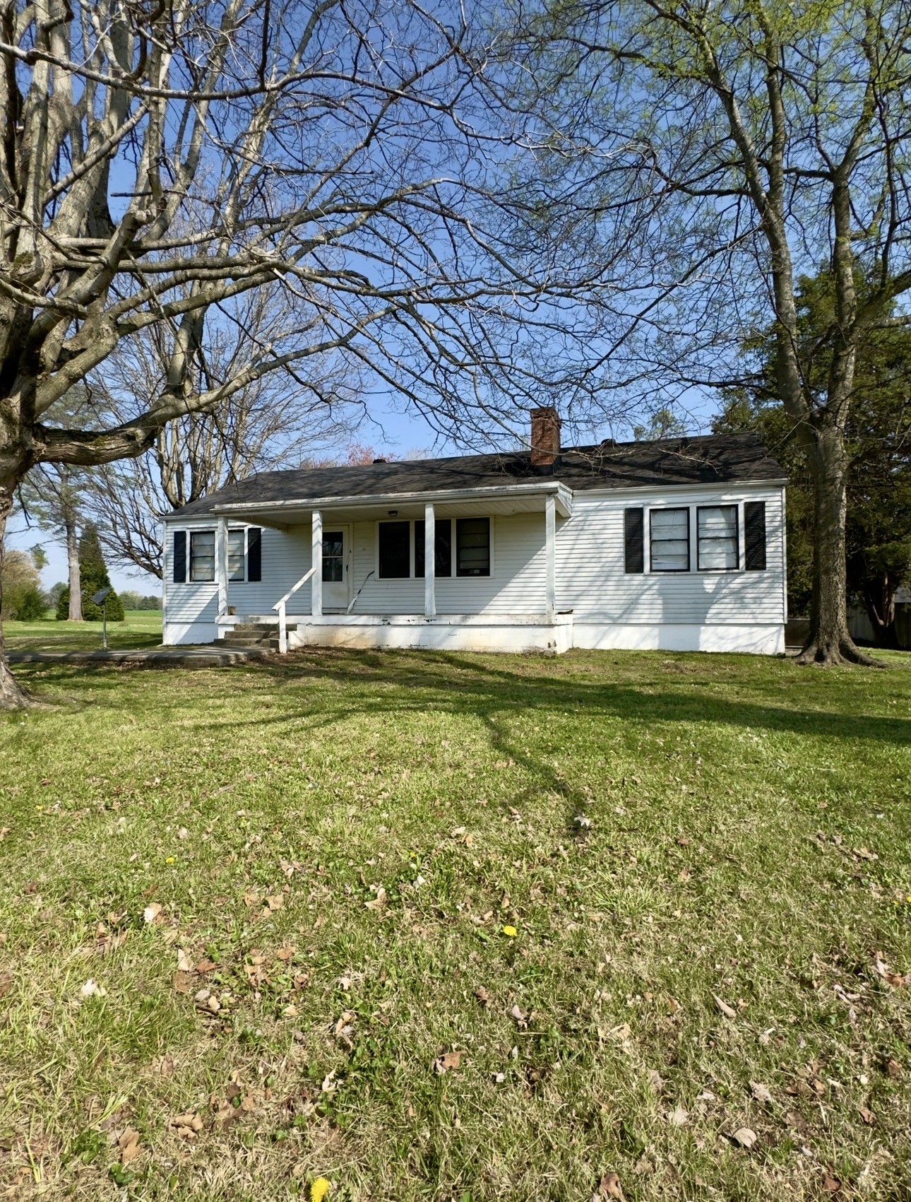 713 Cumberland St, E Cowan TN 37318