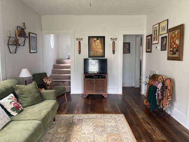 211 S Mulberry Street Cornersville TN 37047