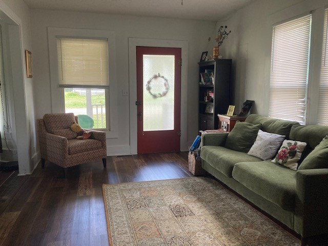 211 S Mulberry Street Cornersville TN 37047